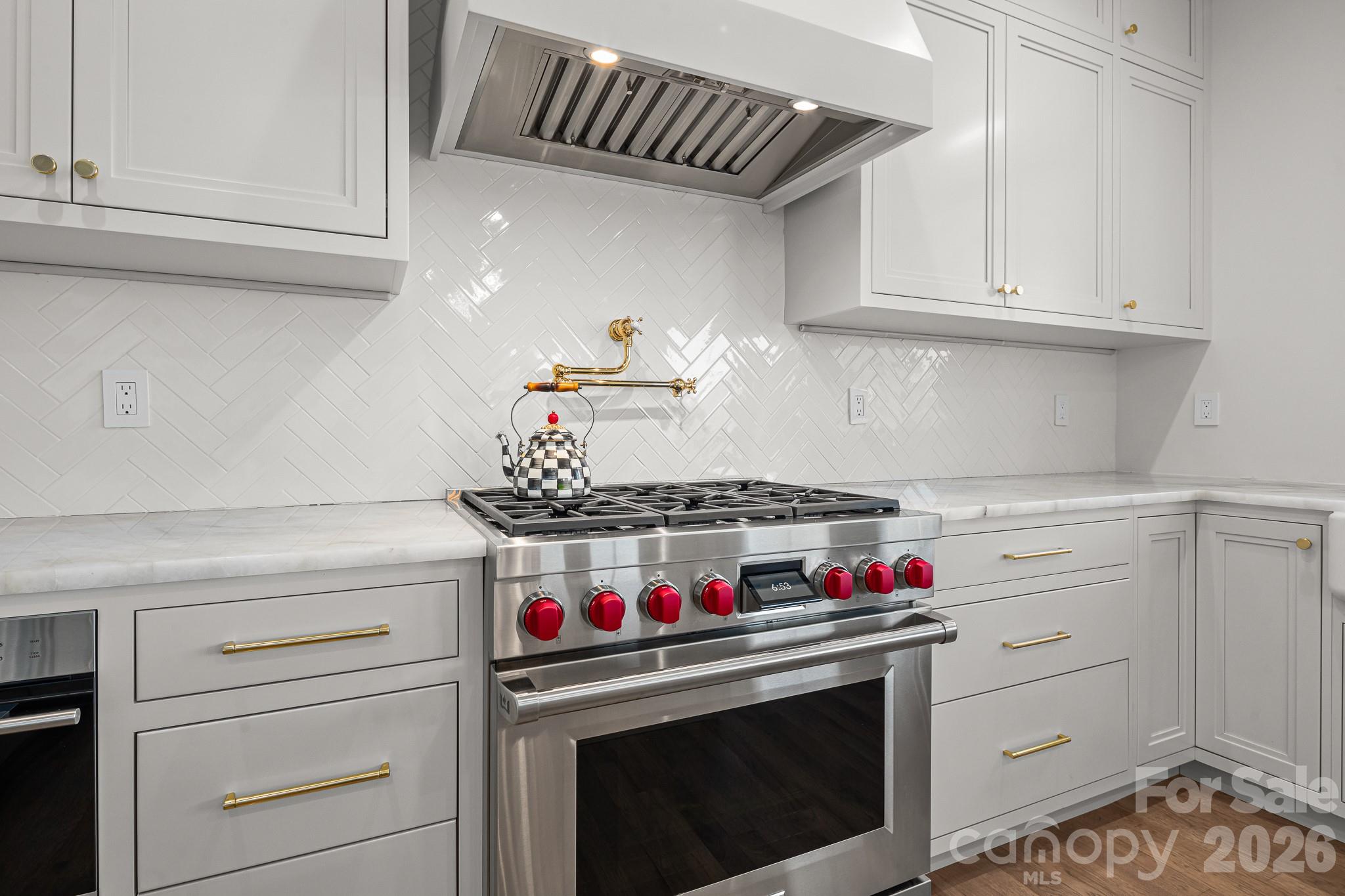 Mountain Shadows - Residential