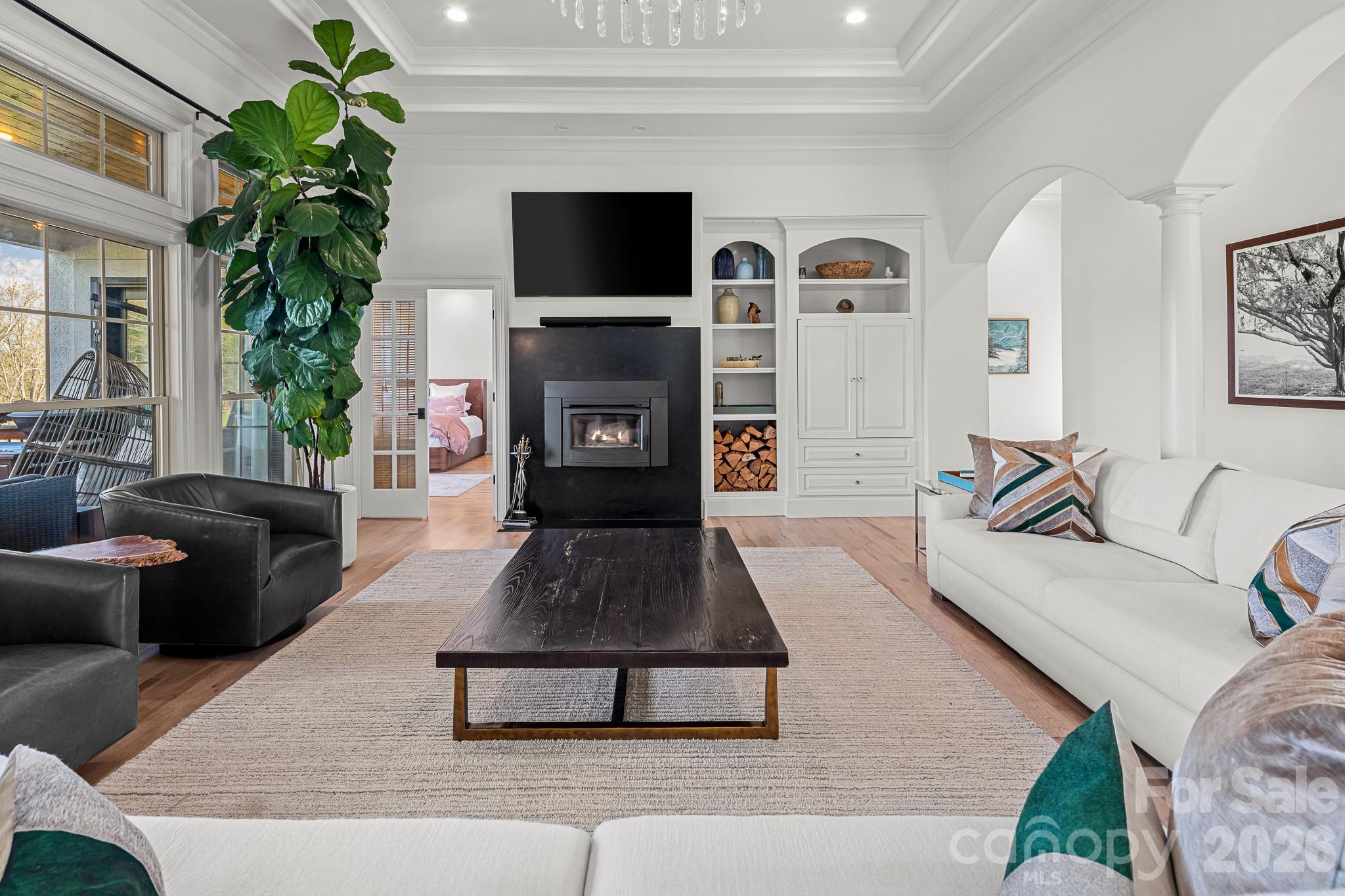 Mountain Shadows - Residential