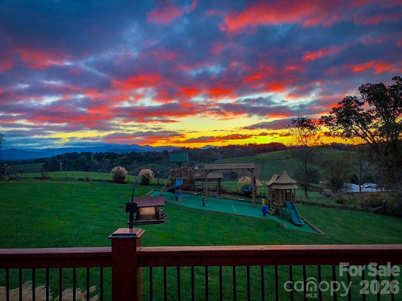 Mountain Shadows - Residential