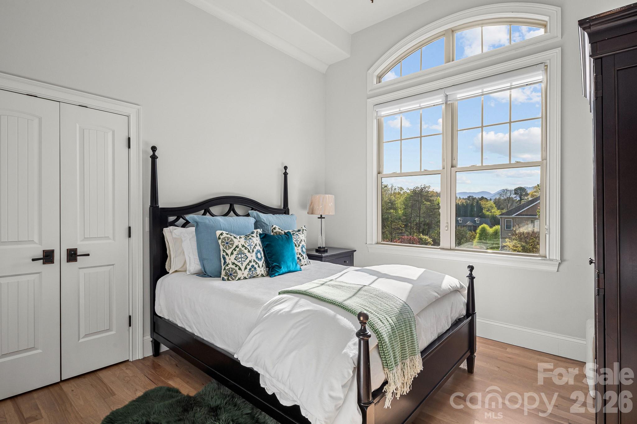 Mountain Shadows - Residential