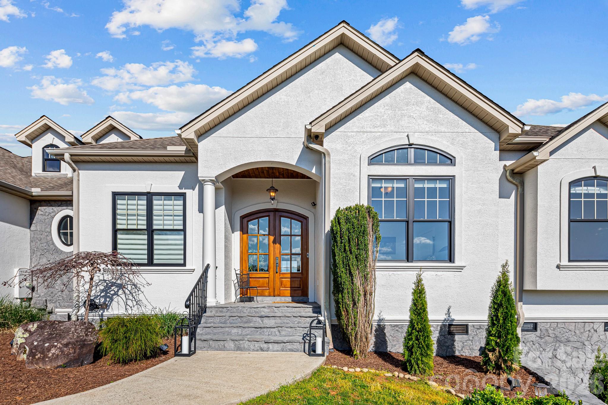 Mountain Shadows - Residential