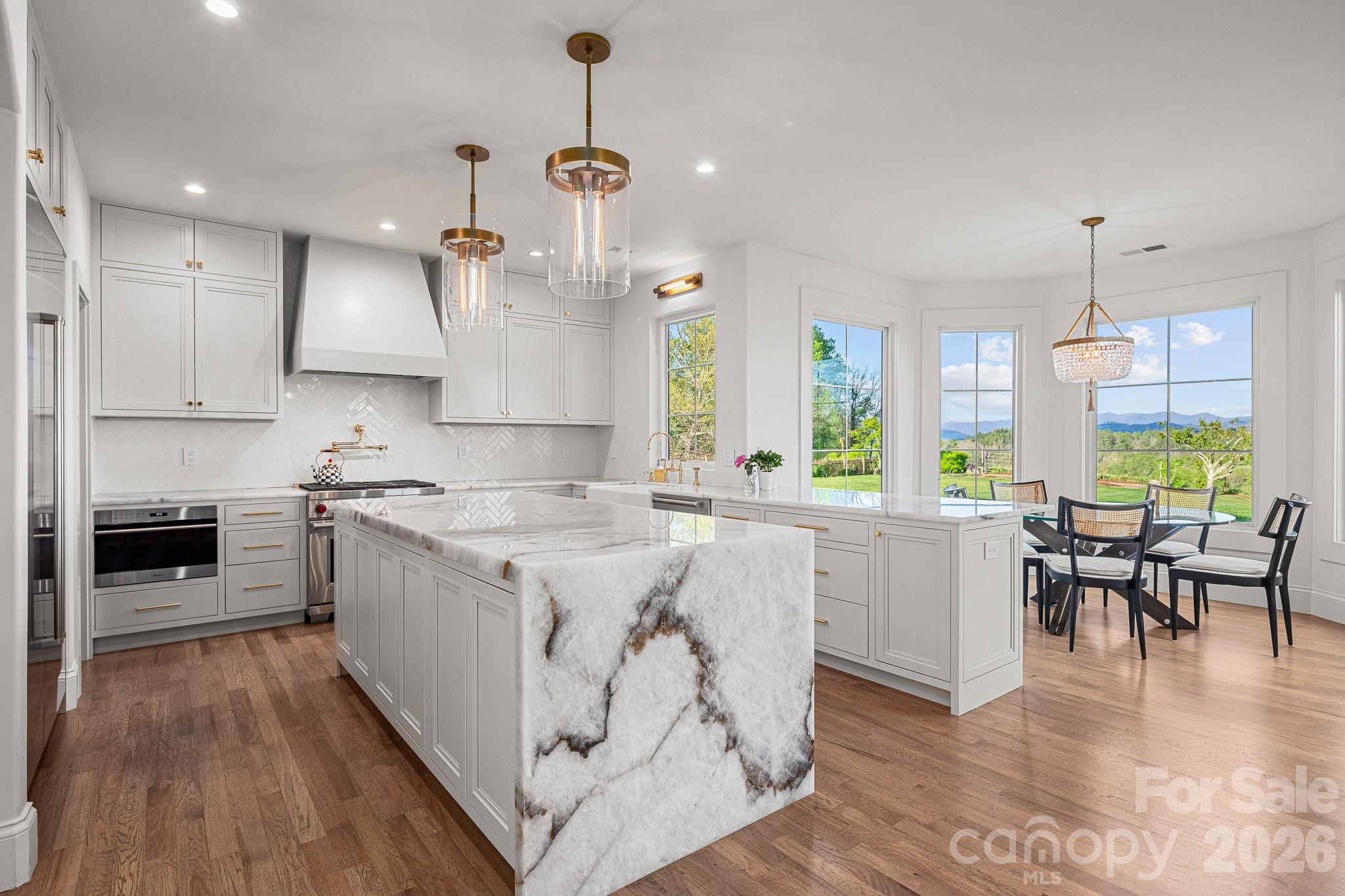 Mountain Shadows - Residential