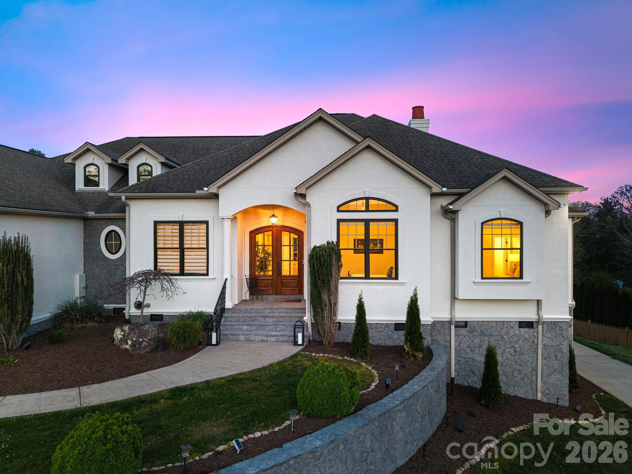 Mountain Shadows - Residential