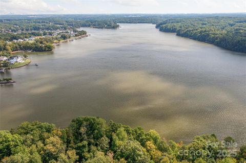 848 Lakeforest Drive 37 Clover SC 29710