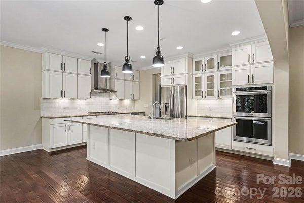 12609 BURR OAK LN, CHARLOTTE, NC 28278 - Image ebec9d47667ef54cda6d4e6e61a3fc74/3373168599