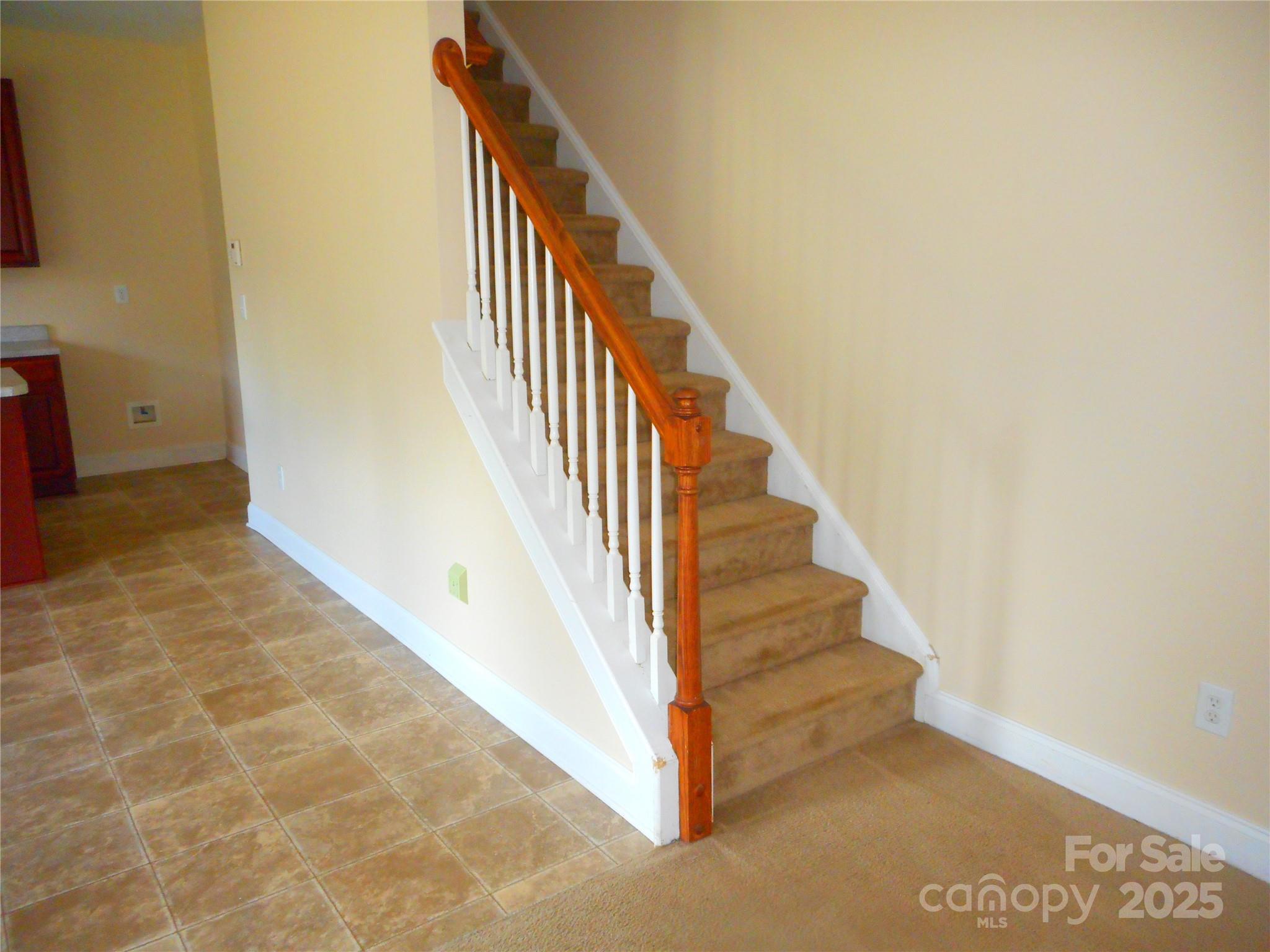 Hamilton Lakes - Residential