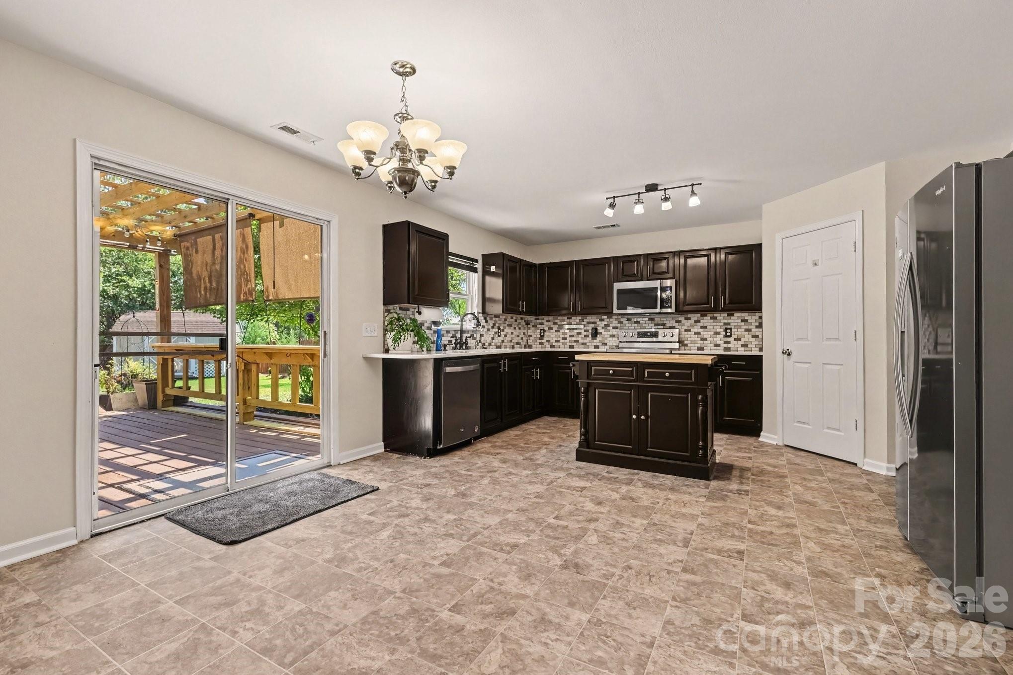 10912 Thousand Oaks Drive