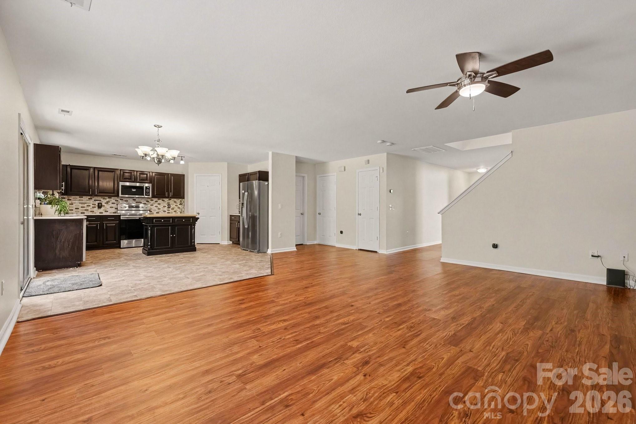 10912 Thousand Oaks Drive