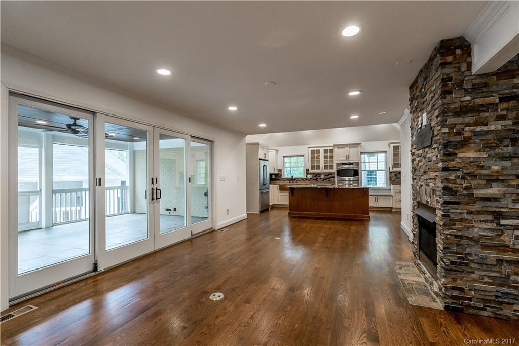 Governors Square - Residential