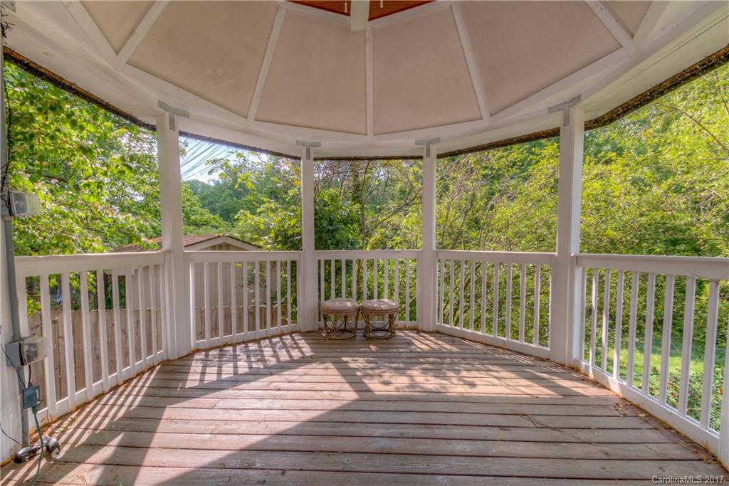 Governors Square - Residential