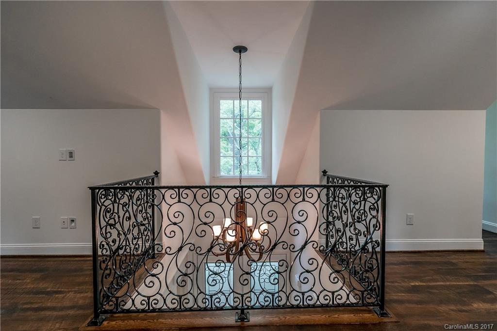 Governors Square - Residential