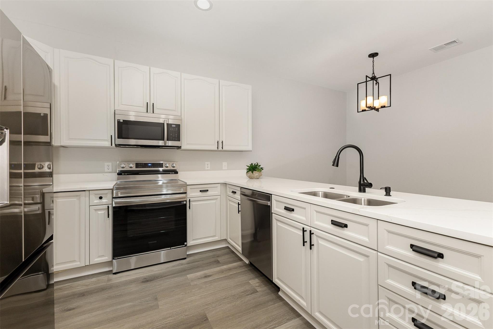 Huntington Ridge - Residential