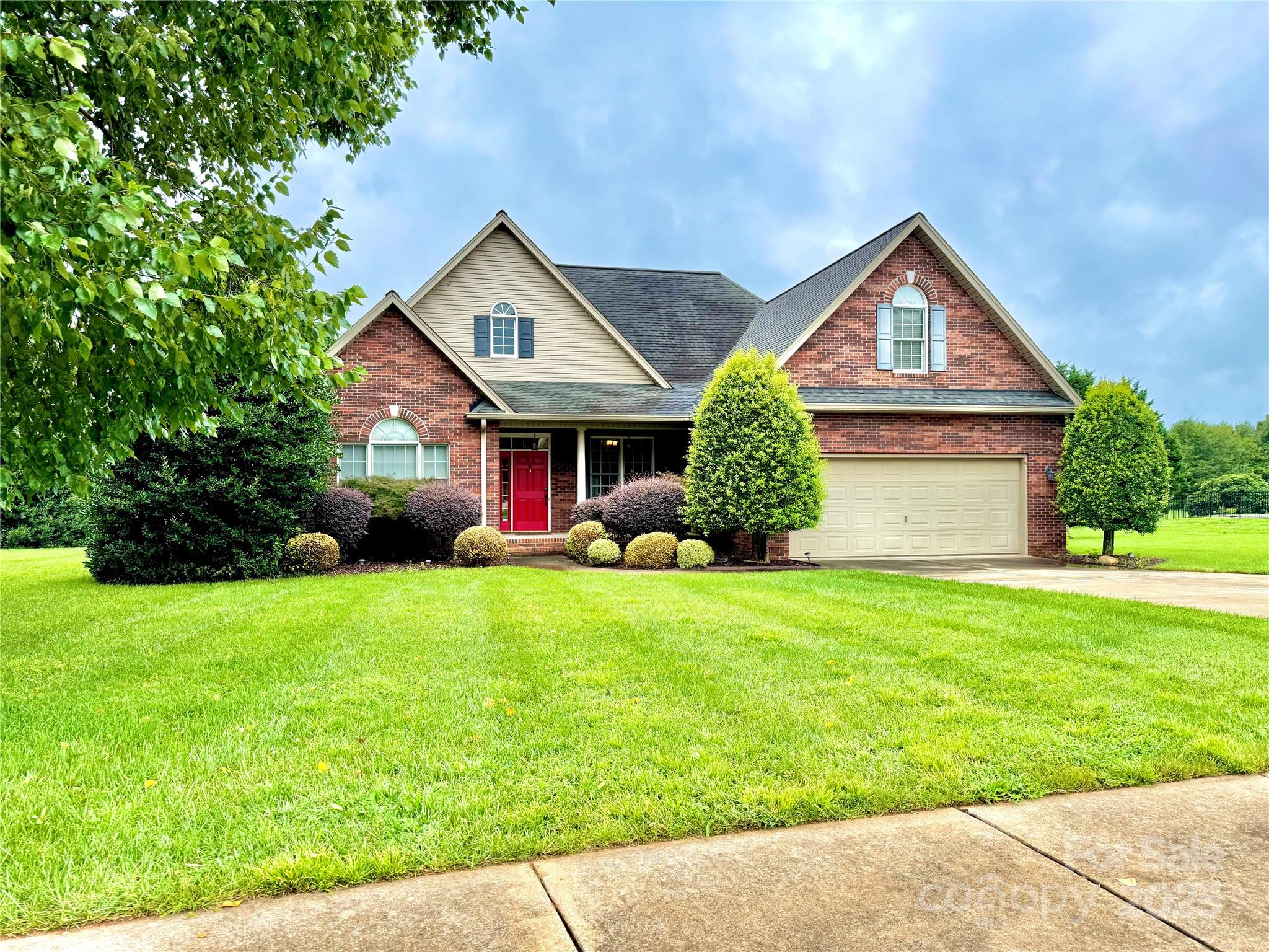 711 Cedar Hill Drive