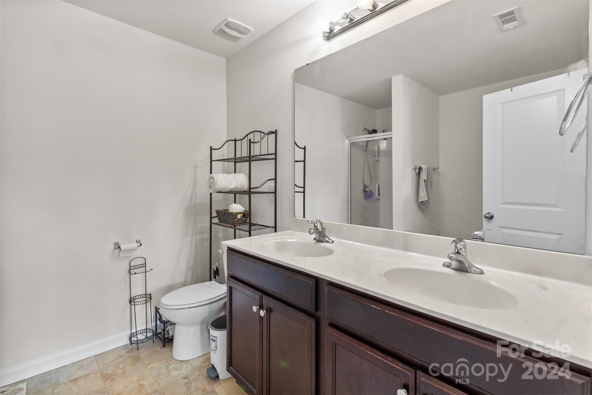 Oakbrooke - Residential