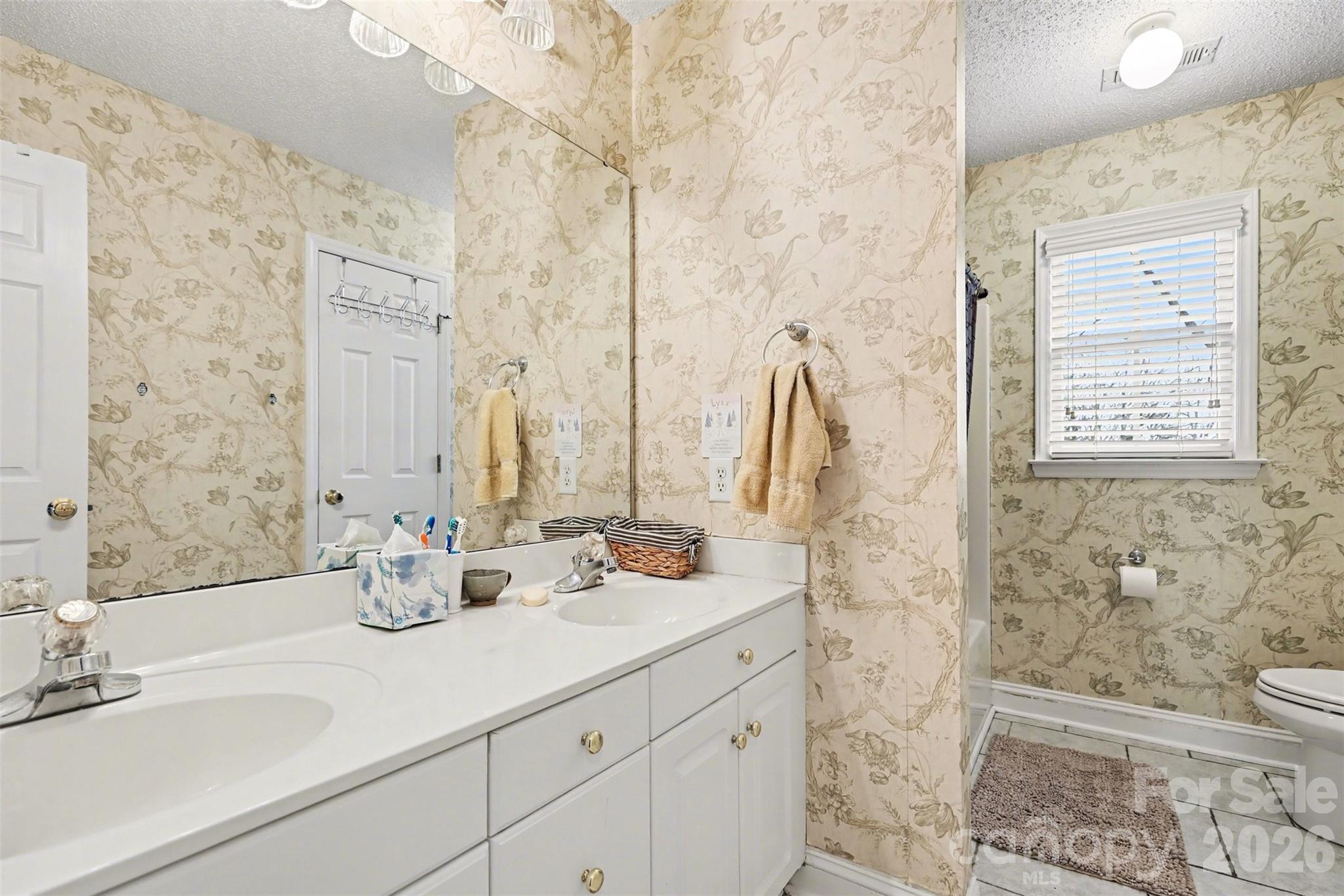 Dakota Woods - Residential