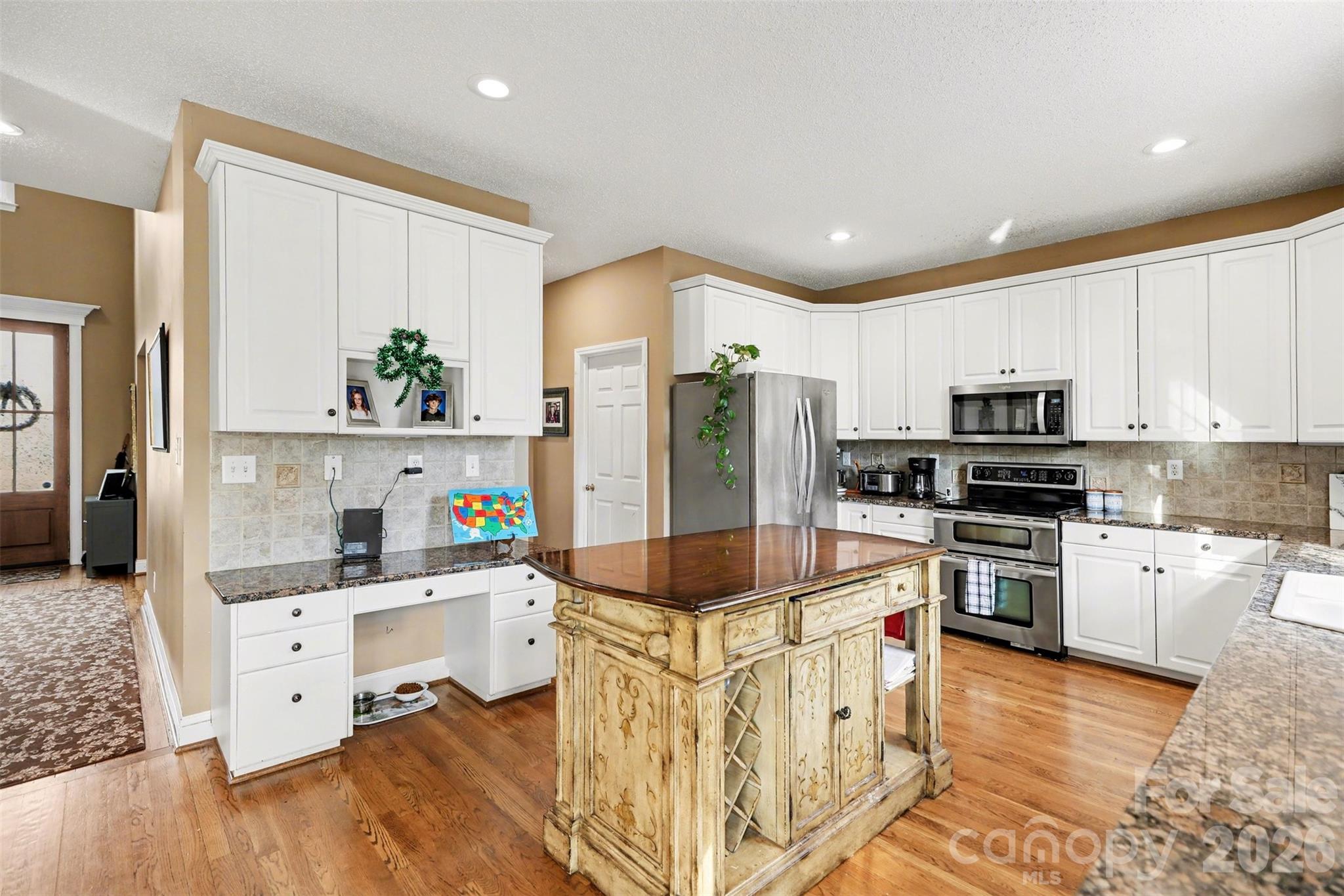 Dakota Woods - Residential