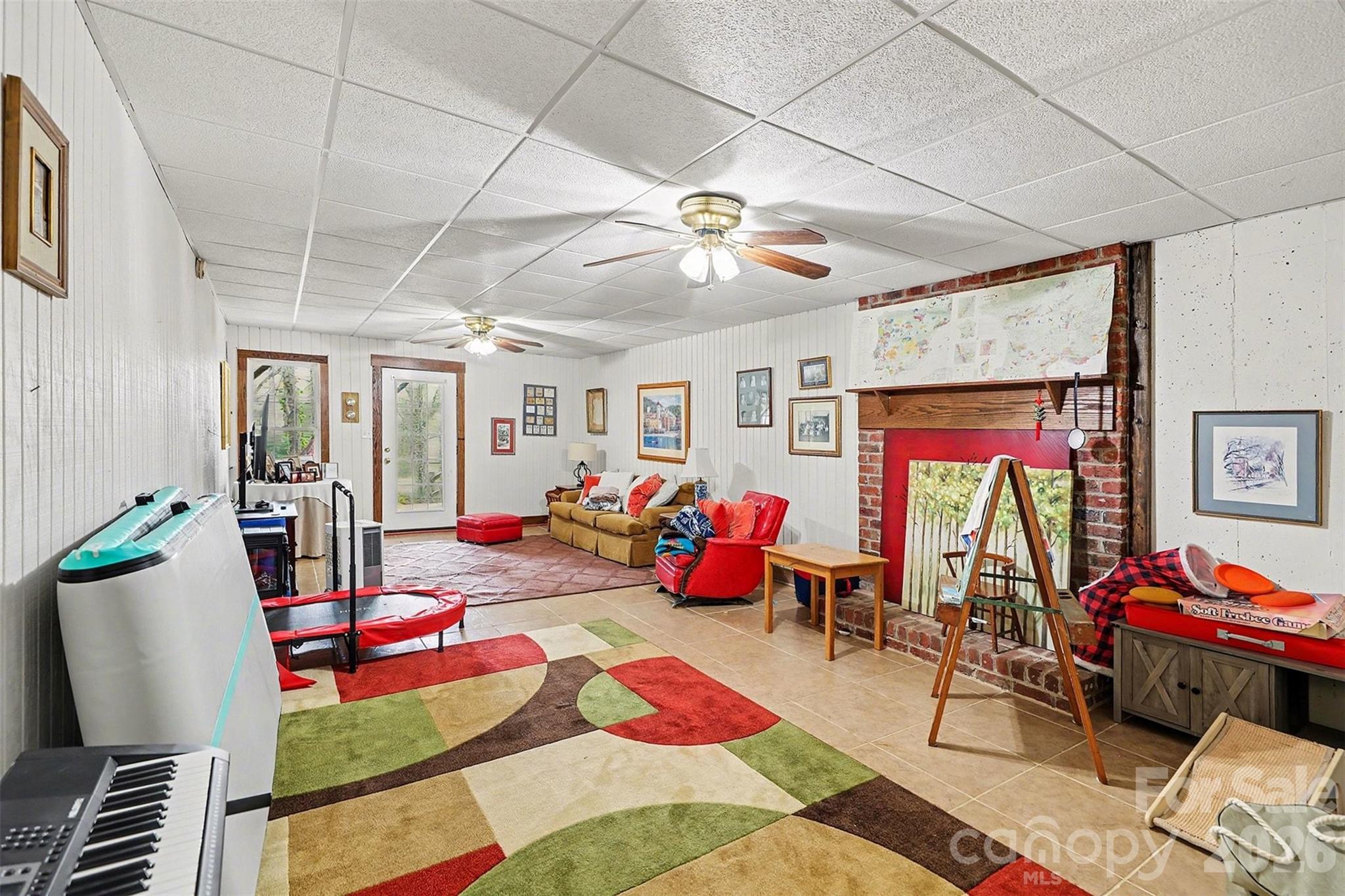 Dakota Woods - Residential