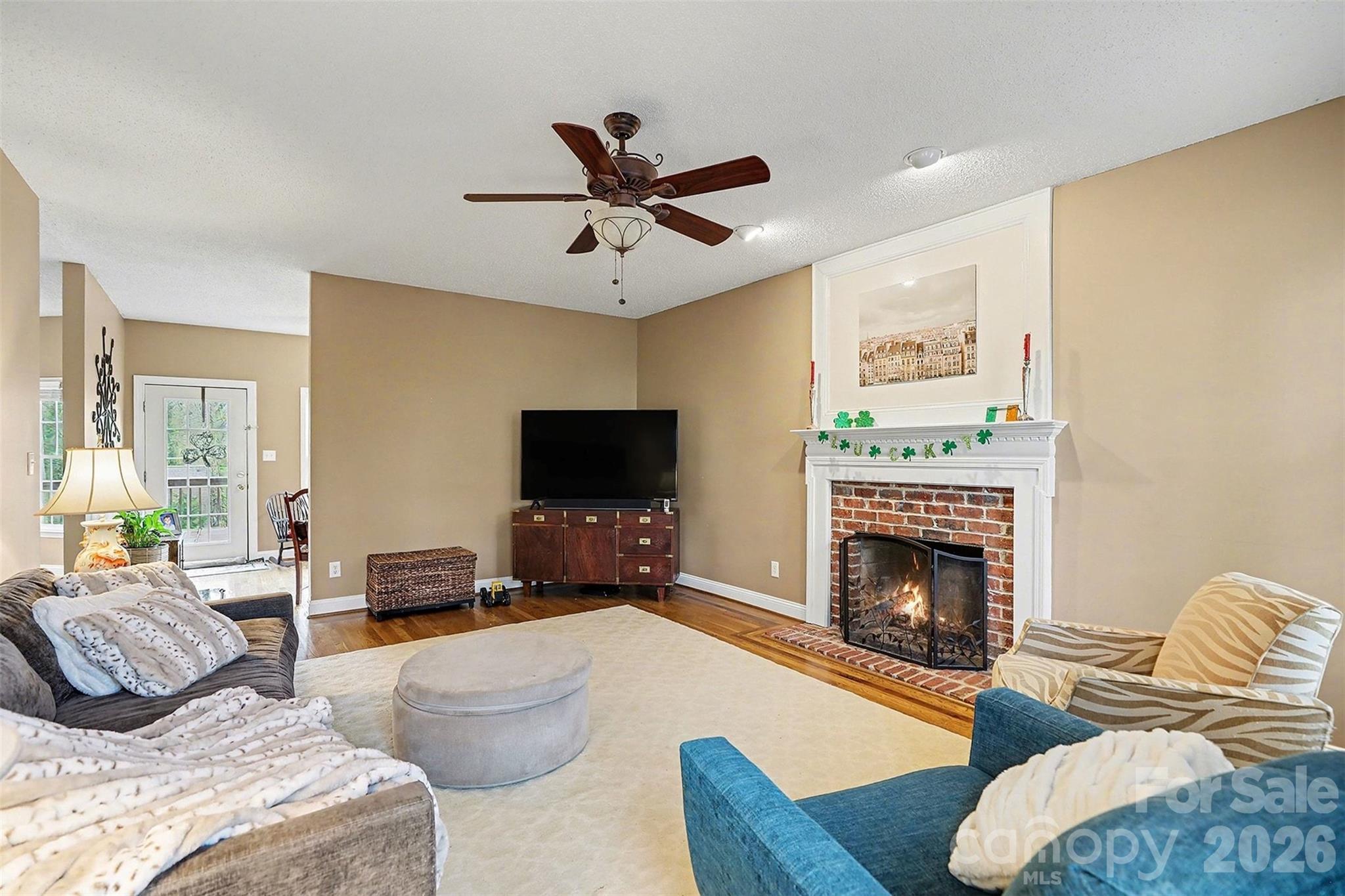 Dakota Woods - Residential