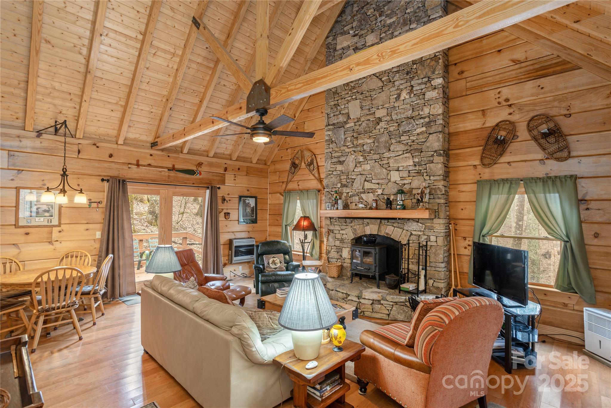 104 Willow Lane