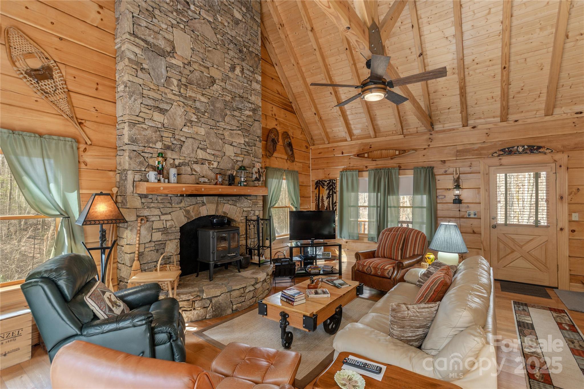 104 Willow Lane