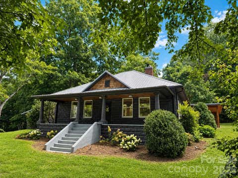 Photo of 385 Chunns Cove Road, Asheville, NC 28805 (MLS # 4397492)