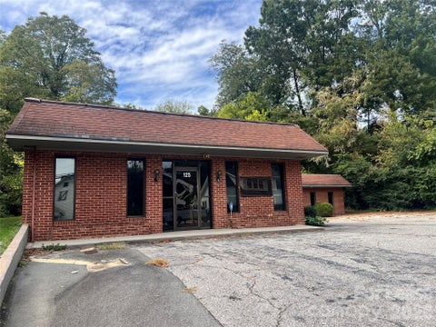 Photo of 125 4th Street N, Albemarle, NC 28001 (MLS # 4433157)