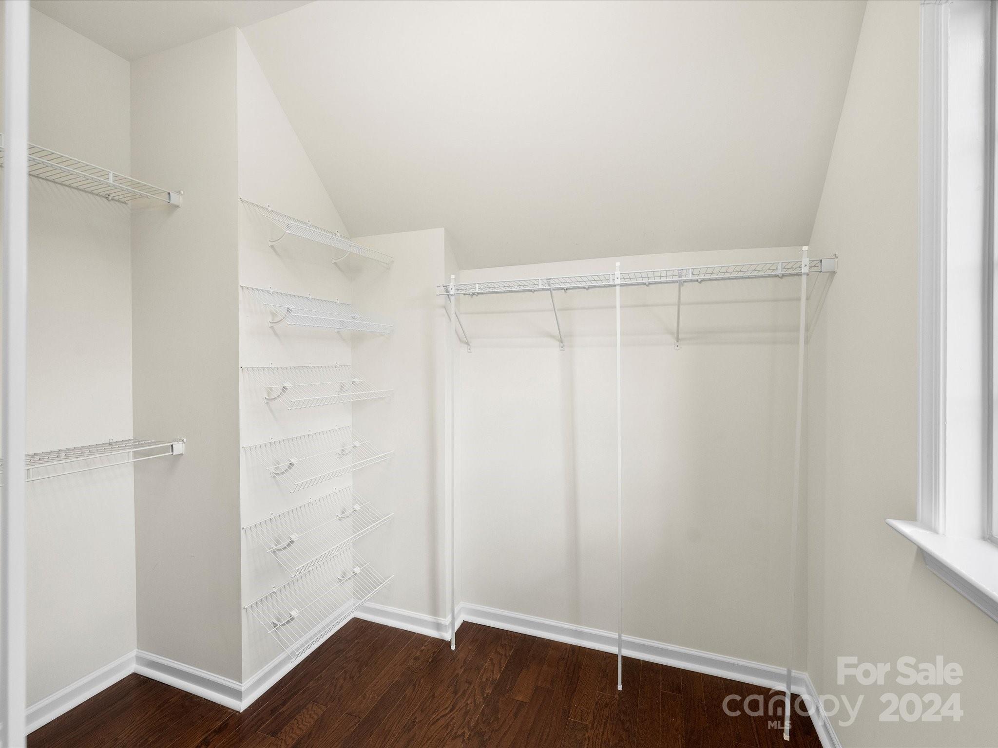 Queensbridge - Residential