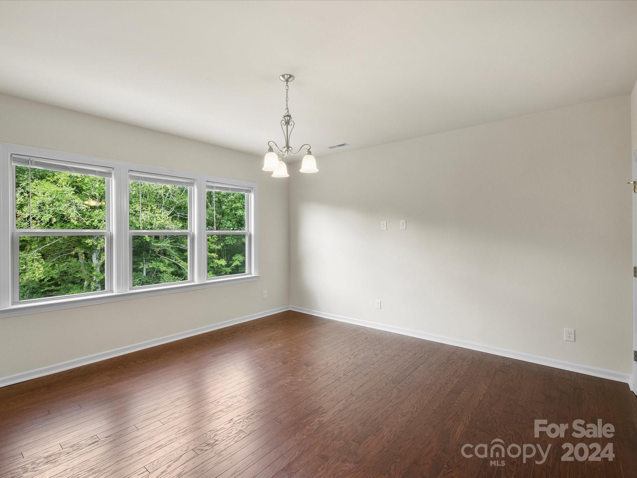 Queensbridge - Residential