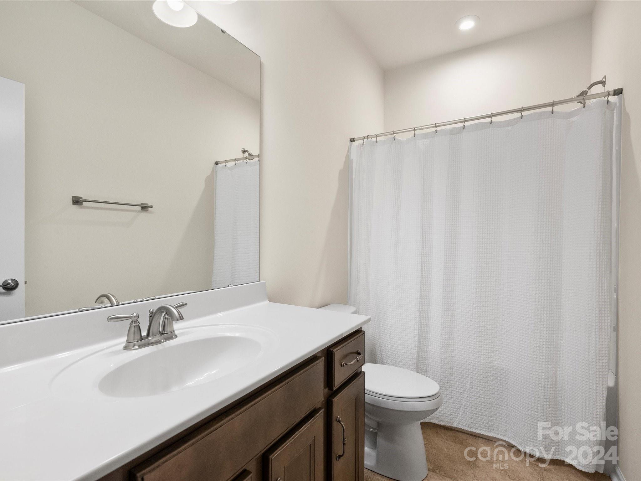 Queensbridge - Residential