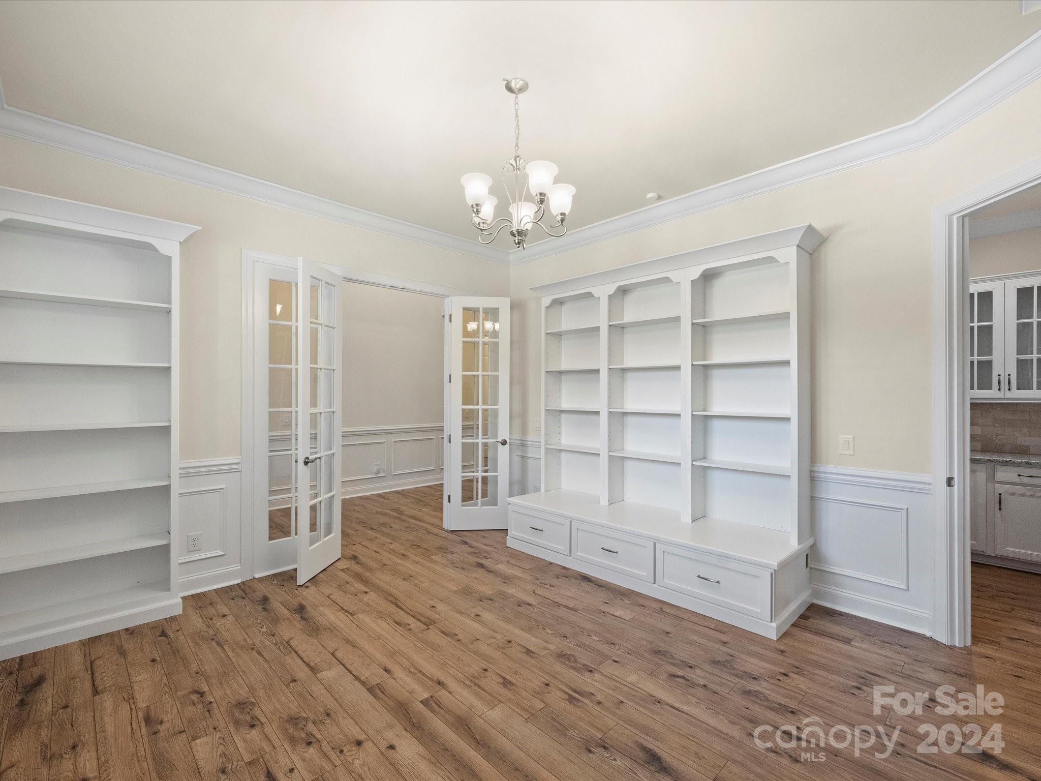 Queensbridge - Residential