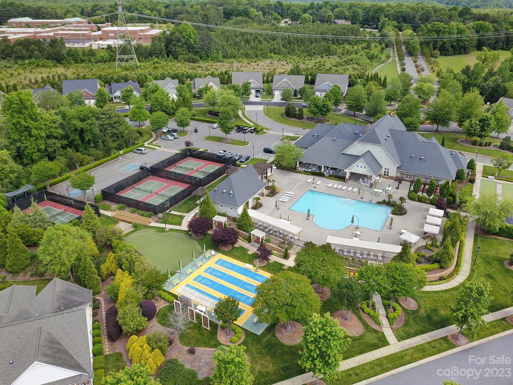 Baileys Glen - Residential