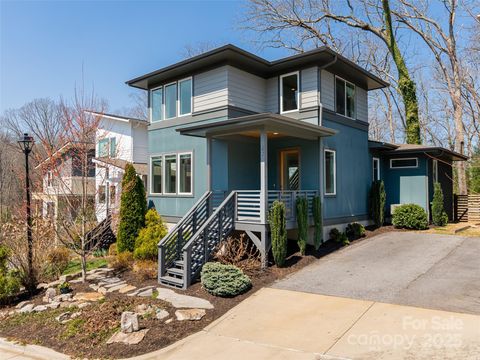 Photo of 27 Mauricet Lane, Asheville, NC 28806 (MLS # 4321609)