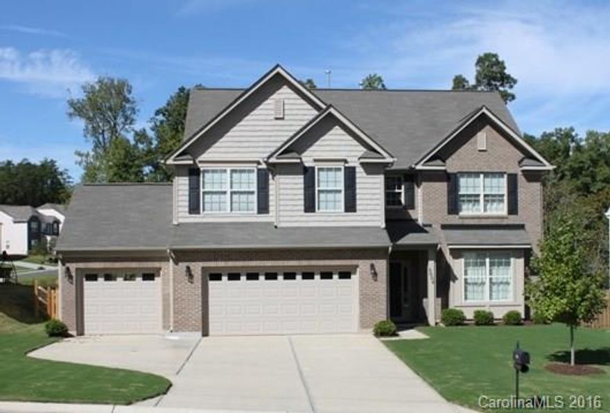 Stunning home situated on a huge lot in Almond Glen!  Enjoy tons of natural light that shines from each window in  every room! French doors in formal dining room and office. Huge great room w/ gas log fireplace and surround sound 5.1 system.  Work island in gourmet kitchen w/ gorgeous cabinetry, granite tops, and stainless apps fit for a household chef!  Master has amazing walkin closets, double vanity, and garden tub in master bath. Huge bonus, mudroom, fenced yard, and 220 plug in garage.