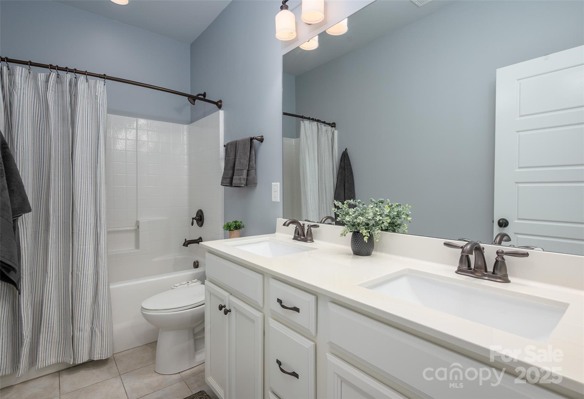 Paddlers Cove - Residential