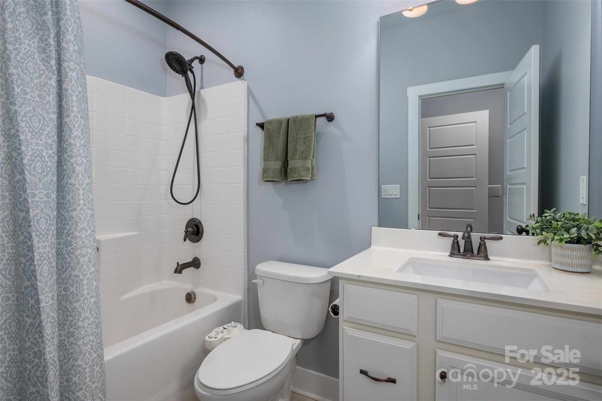 Paddlers Cove - Residential