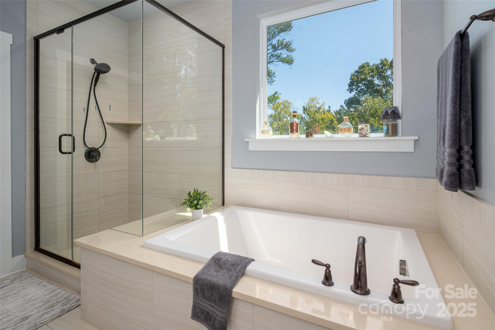 Paddlers Cove - Residential