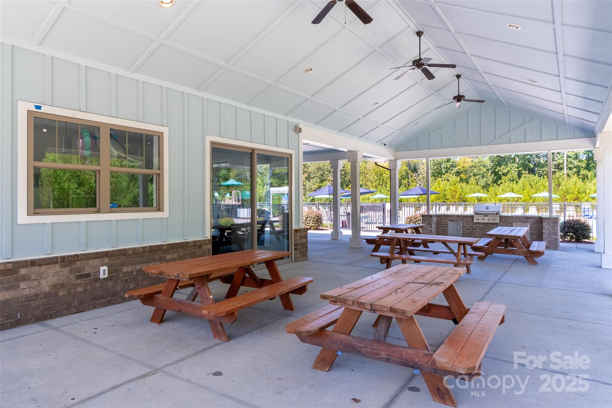 Paddlers Cove - Residential