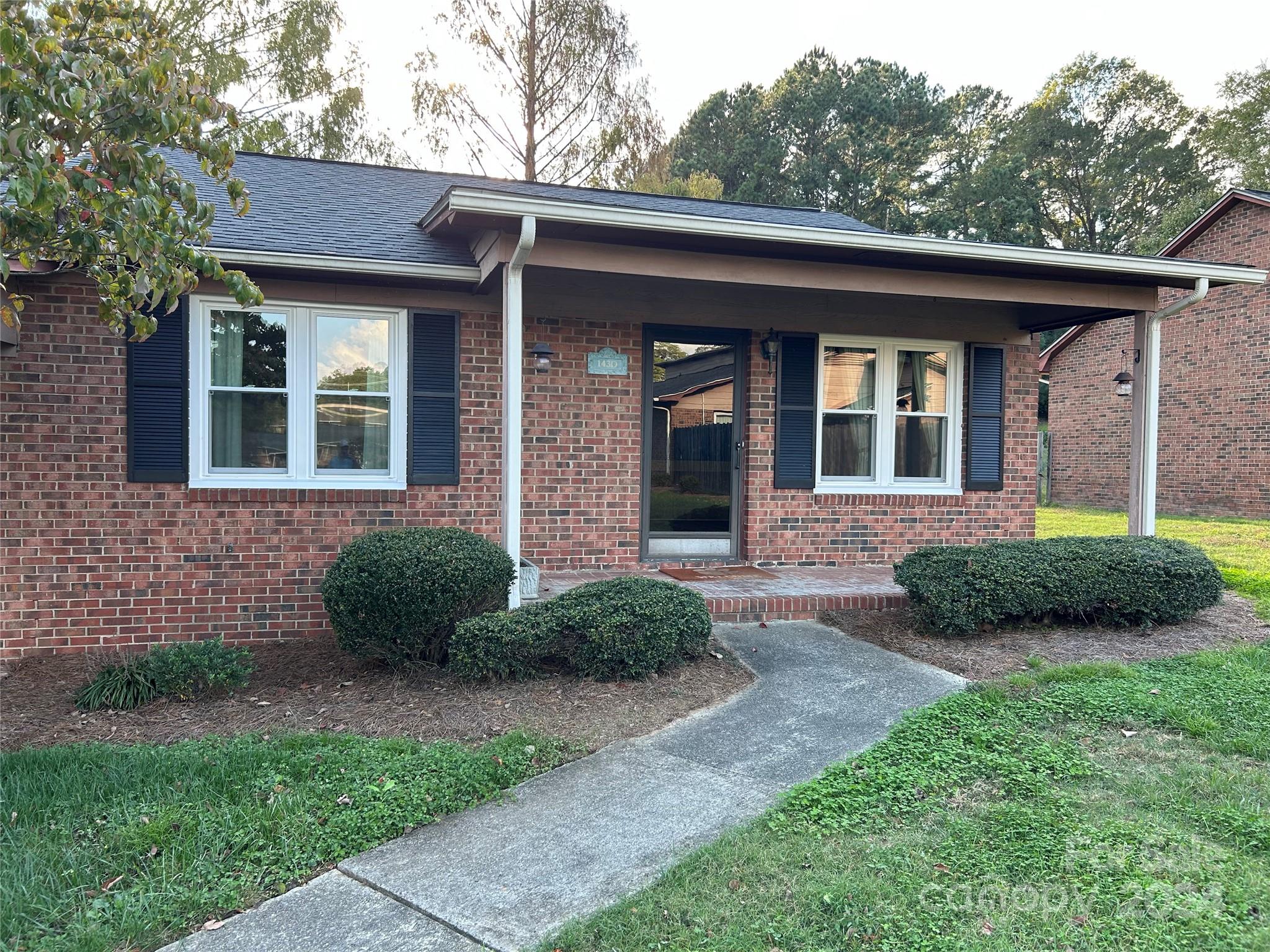 Parkwood Villas - Residential