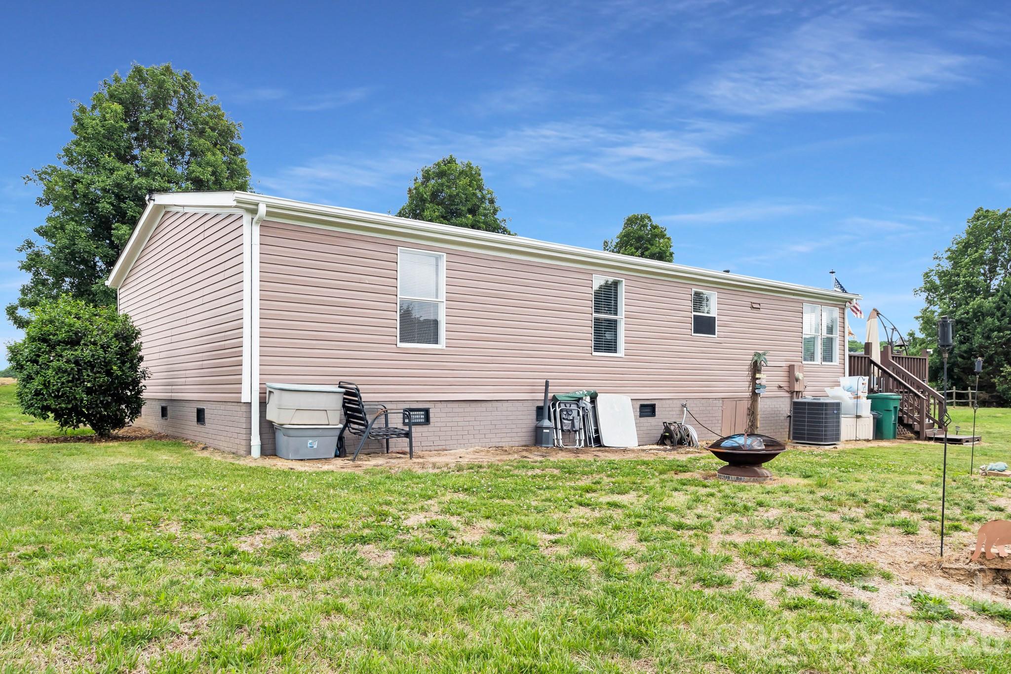 1677 Jennings Road