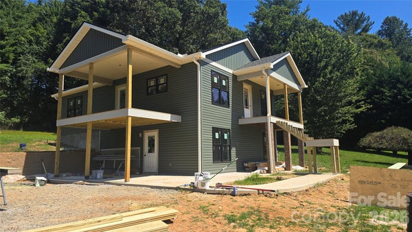 205 FOREST BEND DR, HORSE SHOE, NC 28742 - Image ec1996d4cada0ab6e825977cafea0cdf/1715344138