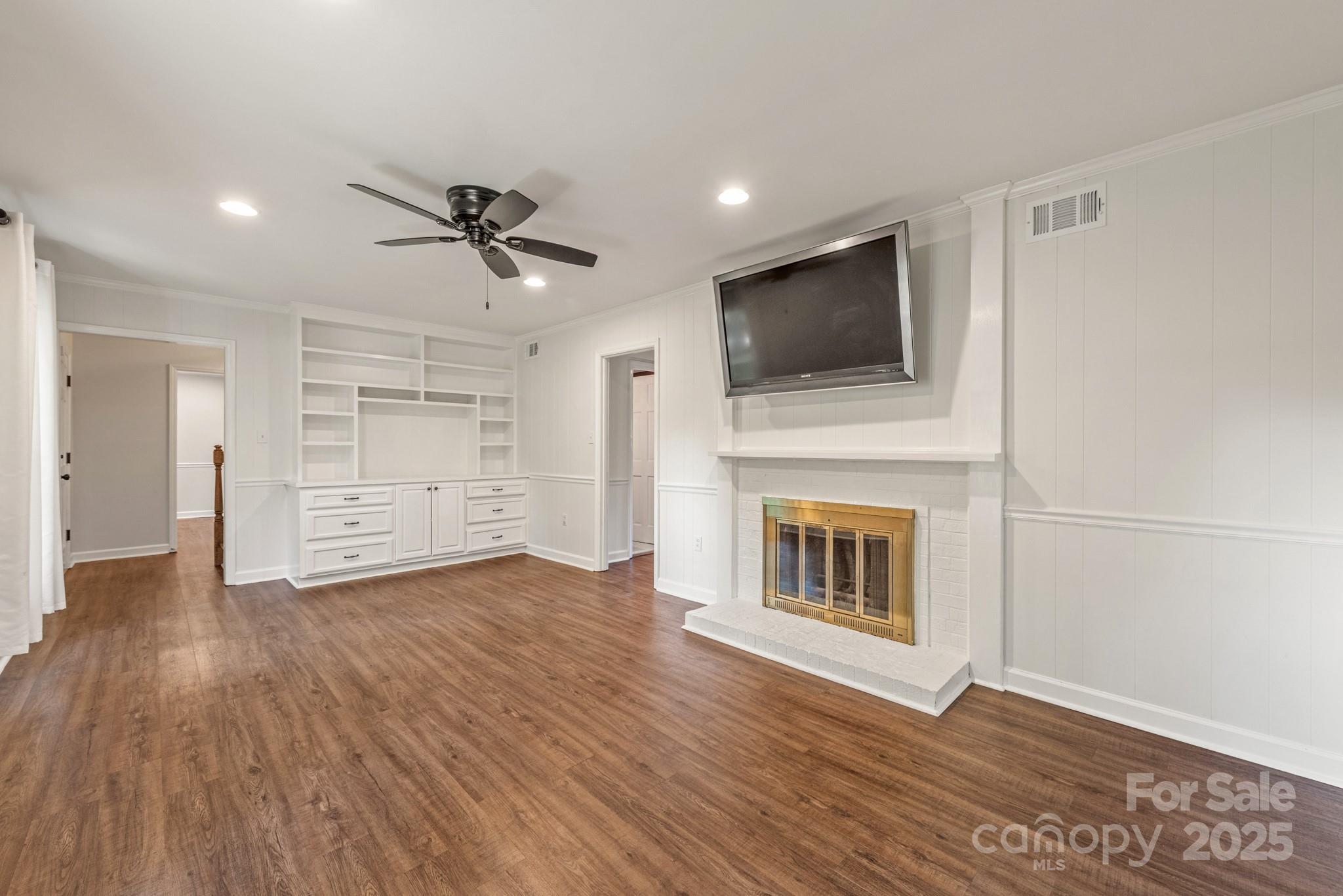 3101 Willowbrae Road