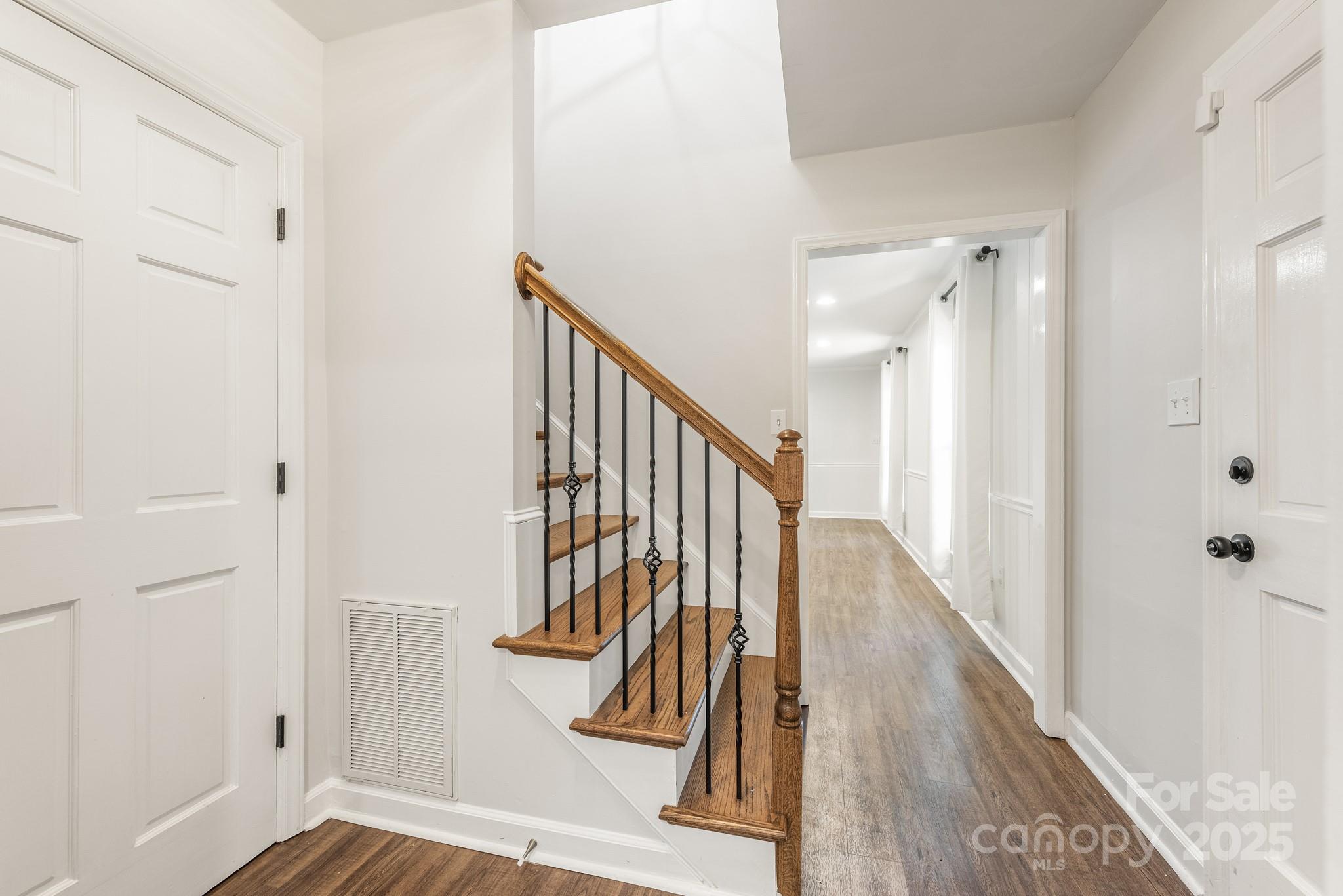 3101 Willowbrae Road