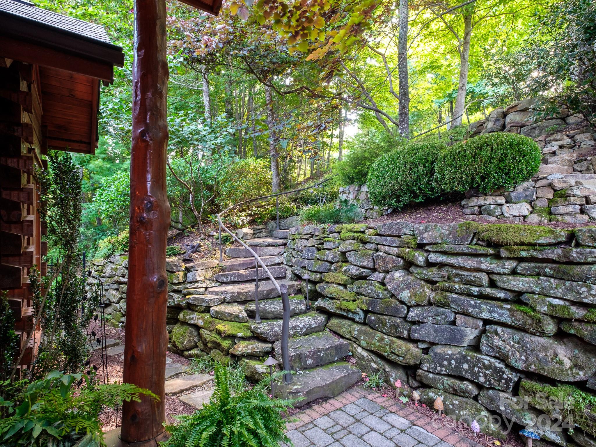 Connestee Falls - Residential