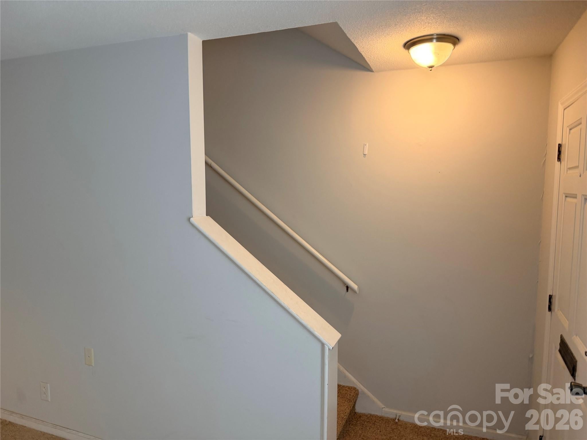 1300 Larchmont Place 202