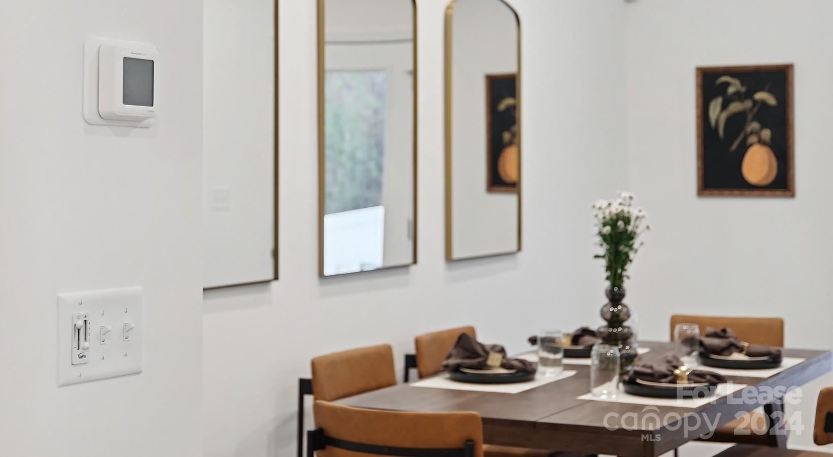 Charlotte, North Carolina 28216, United States, 3 Bedrooms Bedrooms, ,3 BathroomsBathrooms,Residential,Active,54175