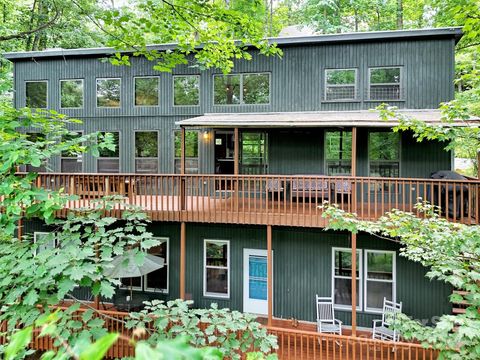 A home in Lake Junaluska