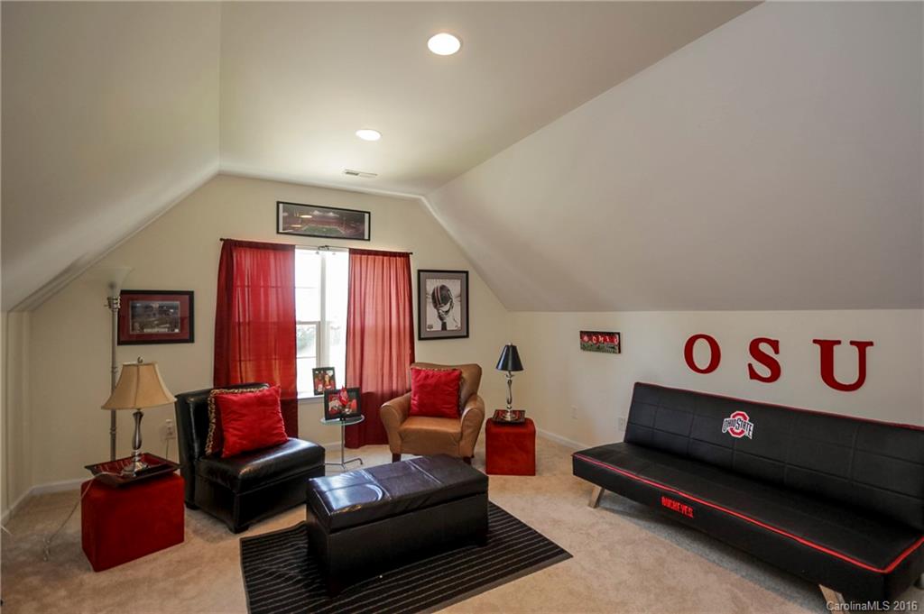 Keeneland - Residential