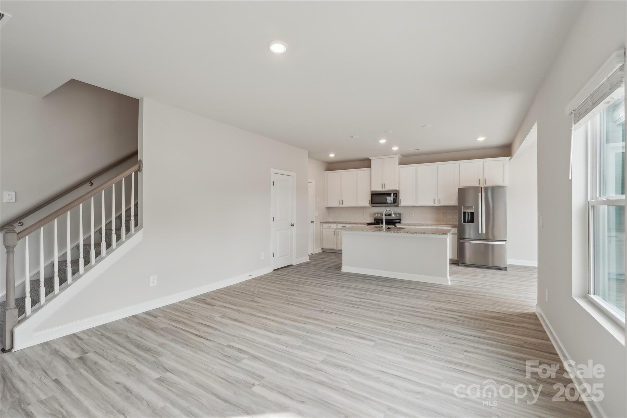 1424 Wildflower Street