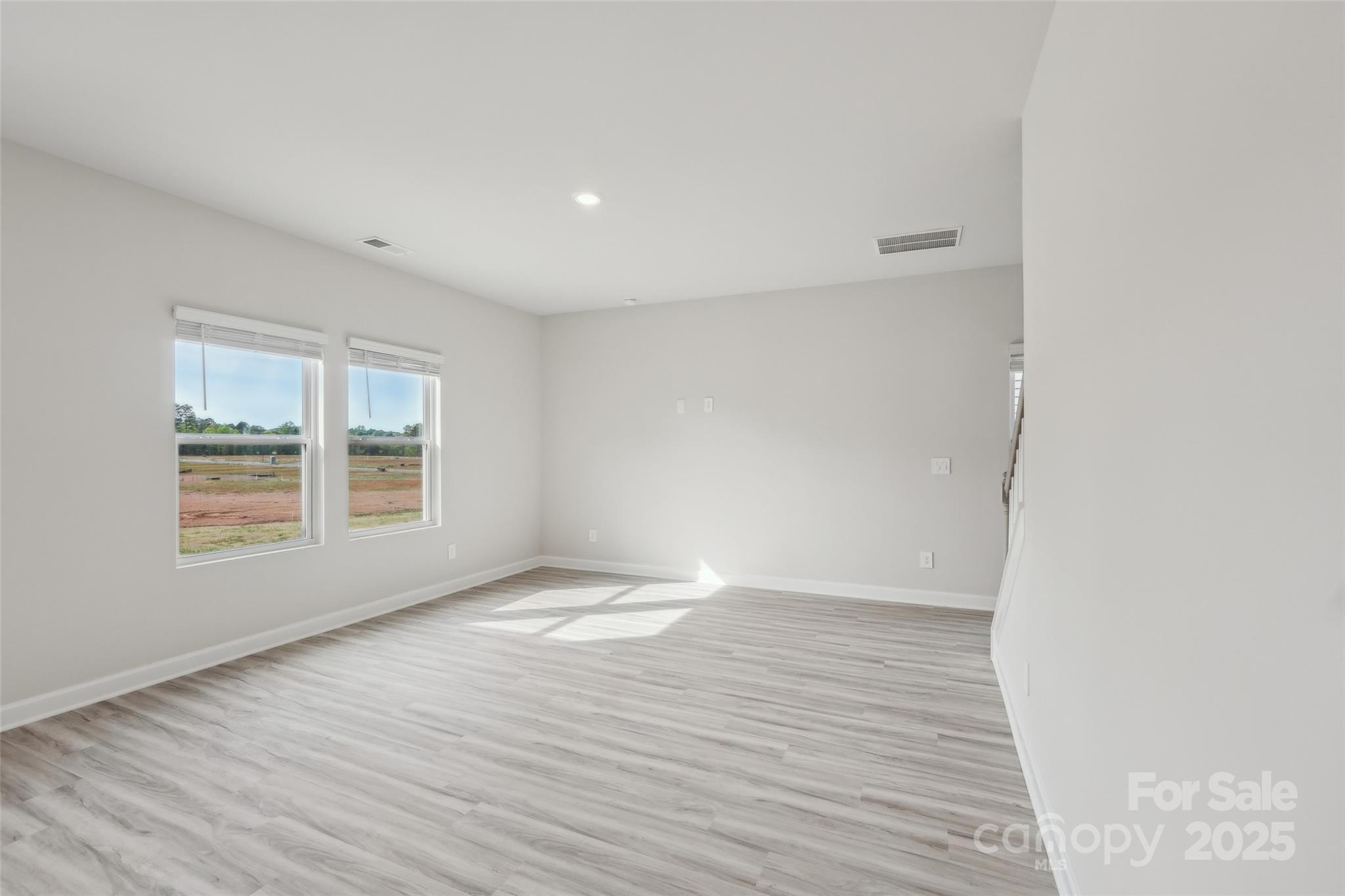 1424 Wildflower Street