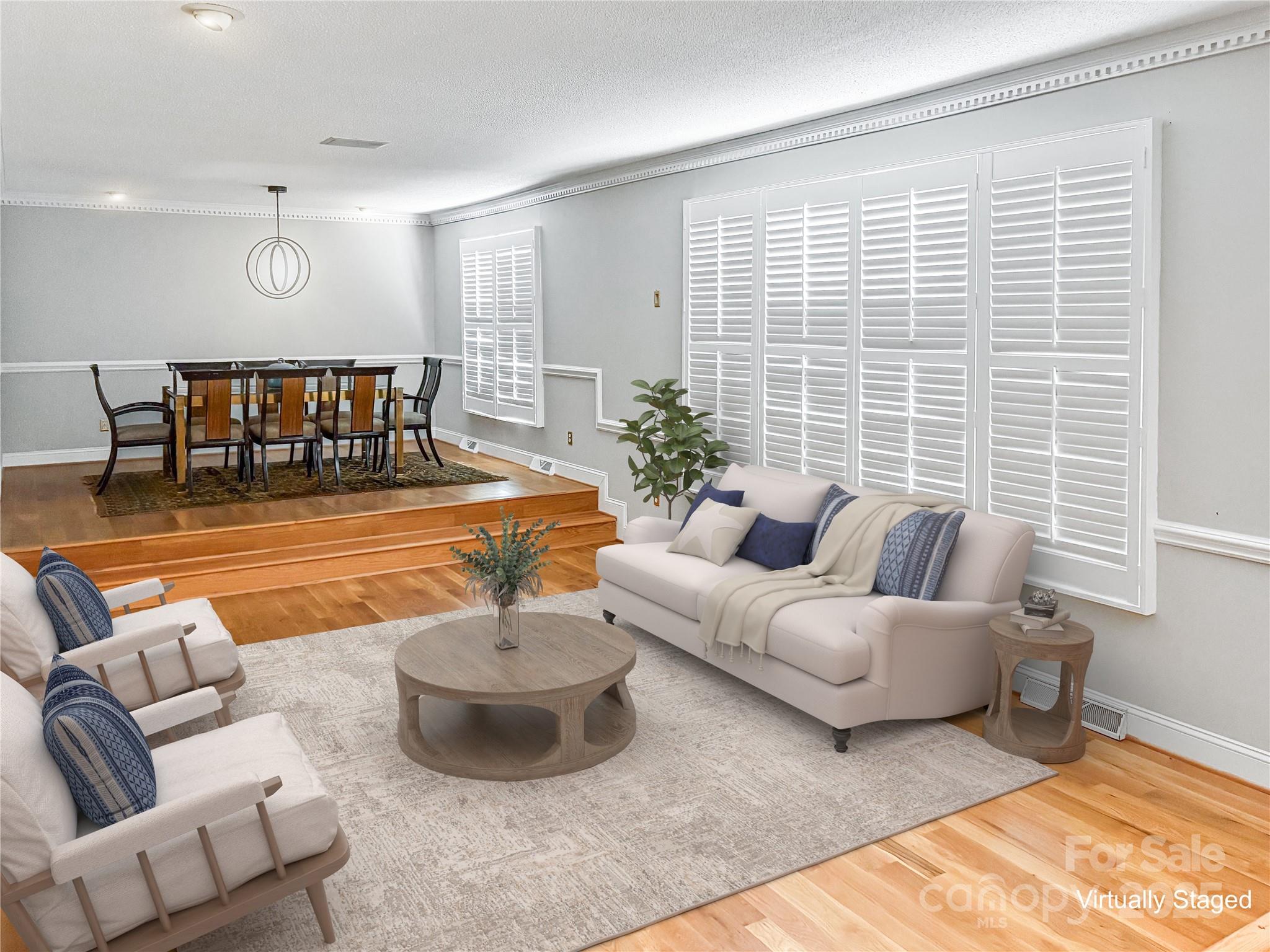 251 Gleneagles Road E
